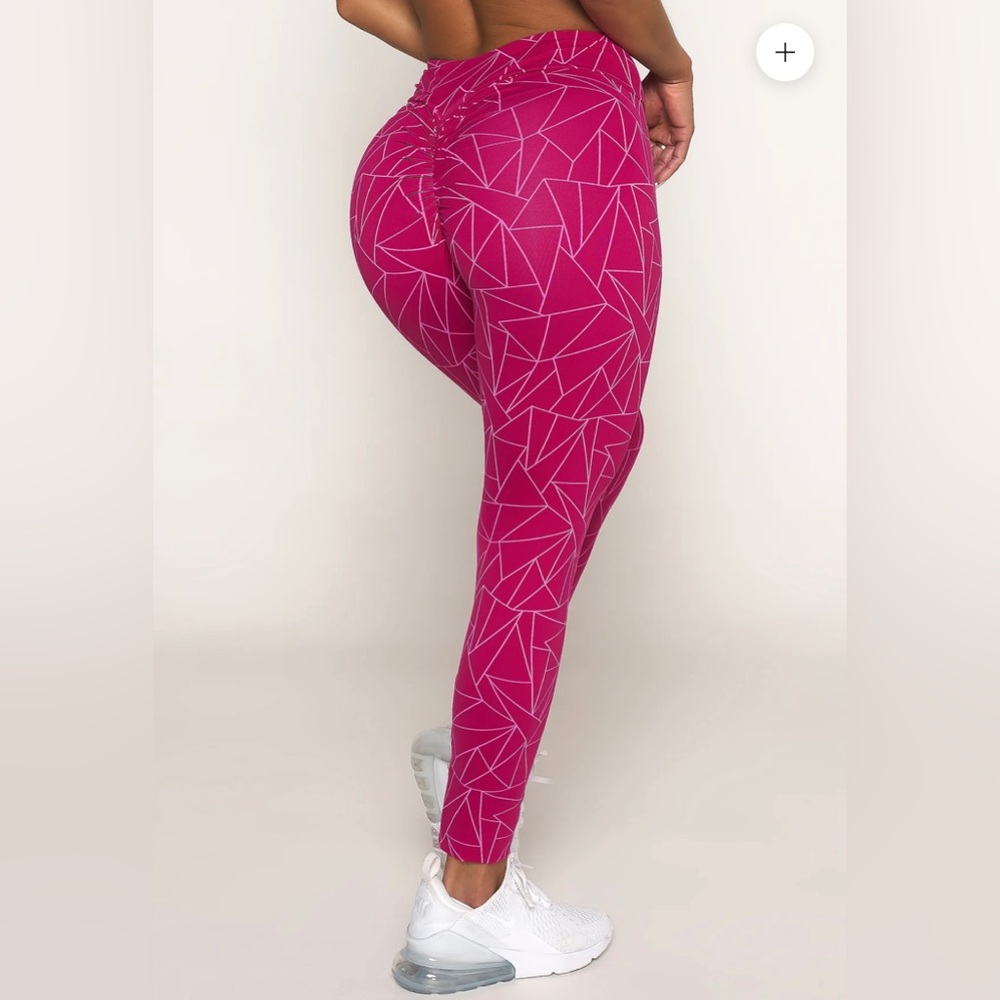Lici Fit Scrunch Bottom Workout Set Xs - image 3